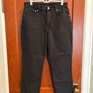 Levi’s Black High-Waisted Jeans